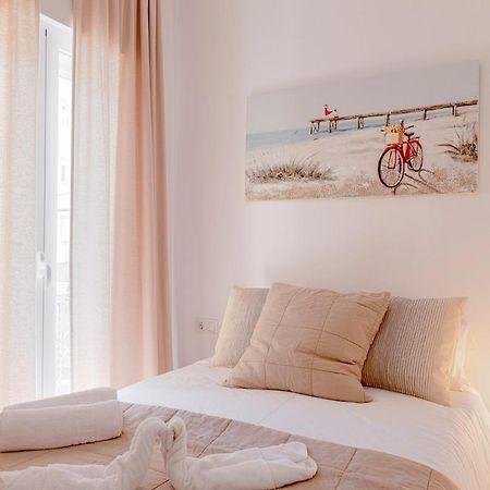 Homeabout Juan De Austria Apartments มาลากา ภายนอก รูปภาพ