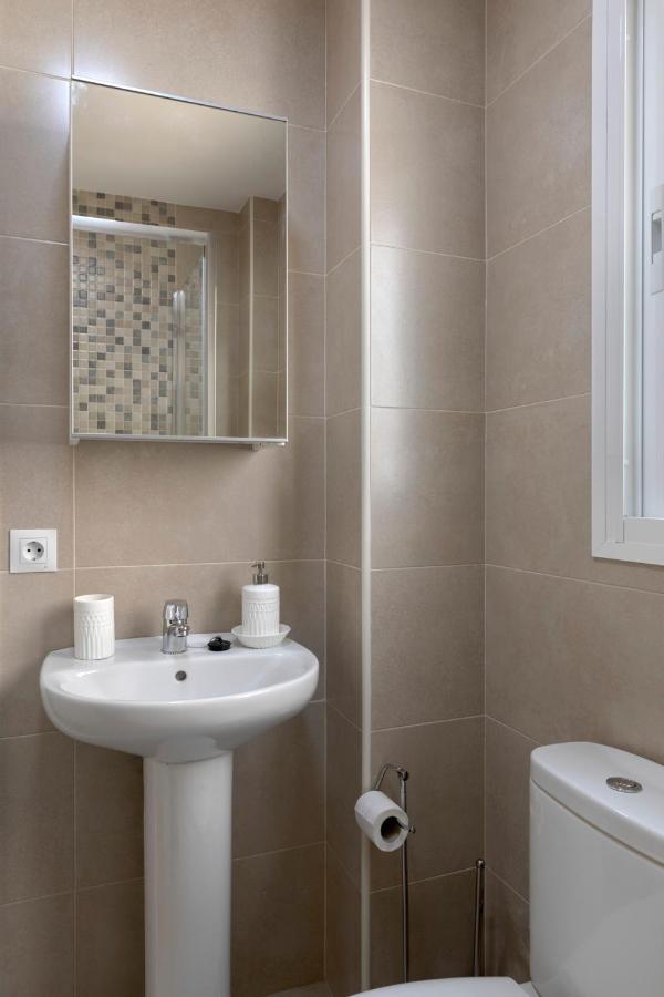 Homeabout Juan De Austria Apartments มาลากา ภายนอก รูปภาพ
