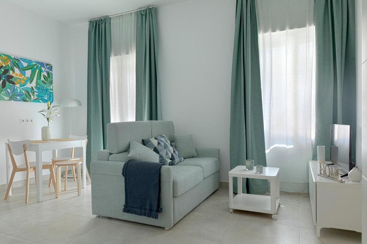 Homeabout Juan De Austria Apartments มาลากา ภายนอก รูปภาพ