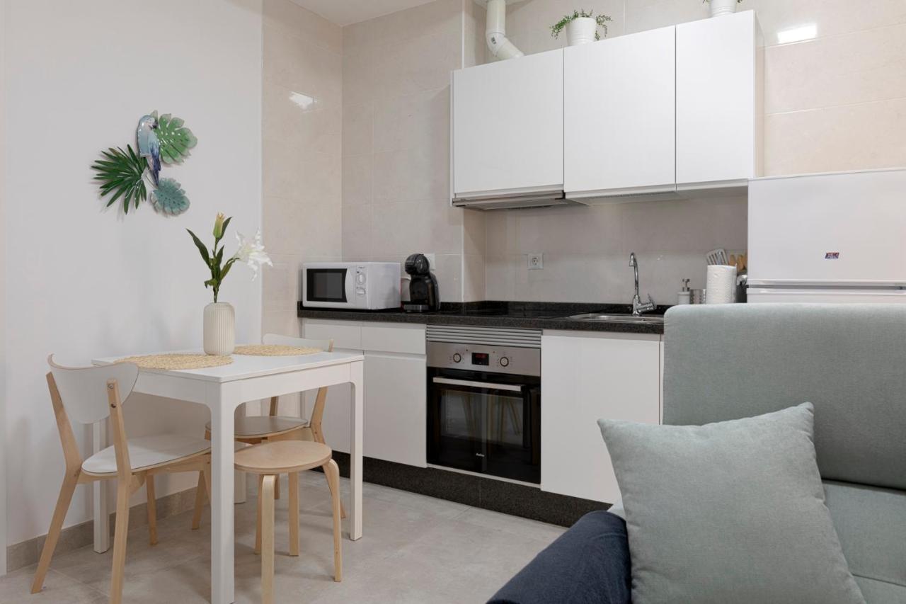 Homeabout Juan De Austria Apartments มาลากา ภายนอก รูปภาพ