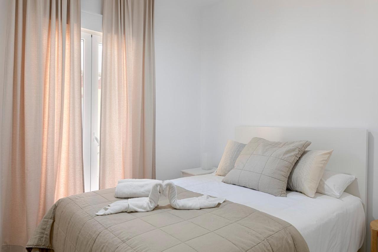 Homeabout Juan De Austria Apartments มาลากา ภายนอก รูปภาพ