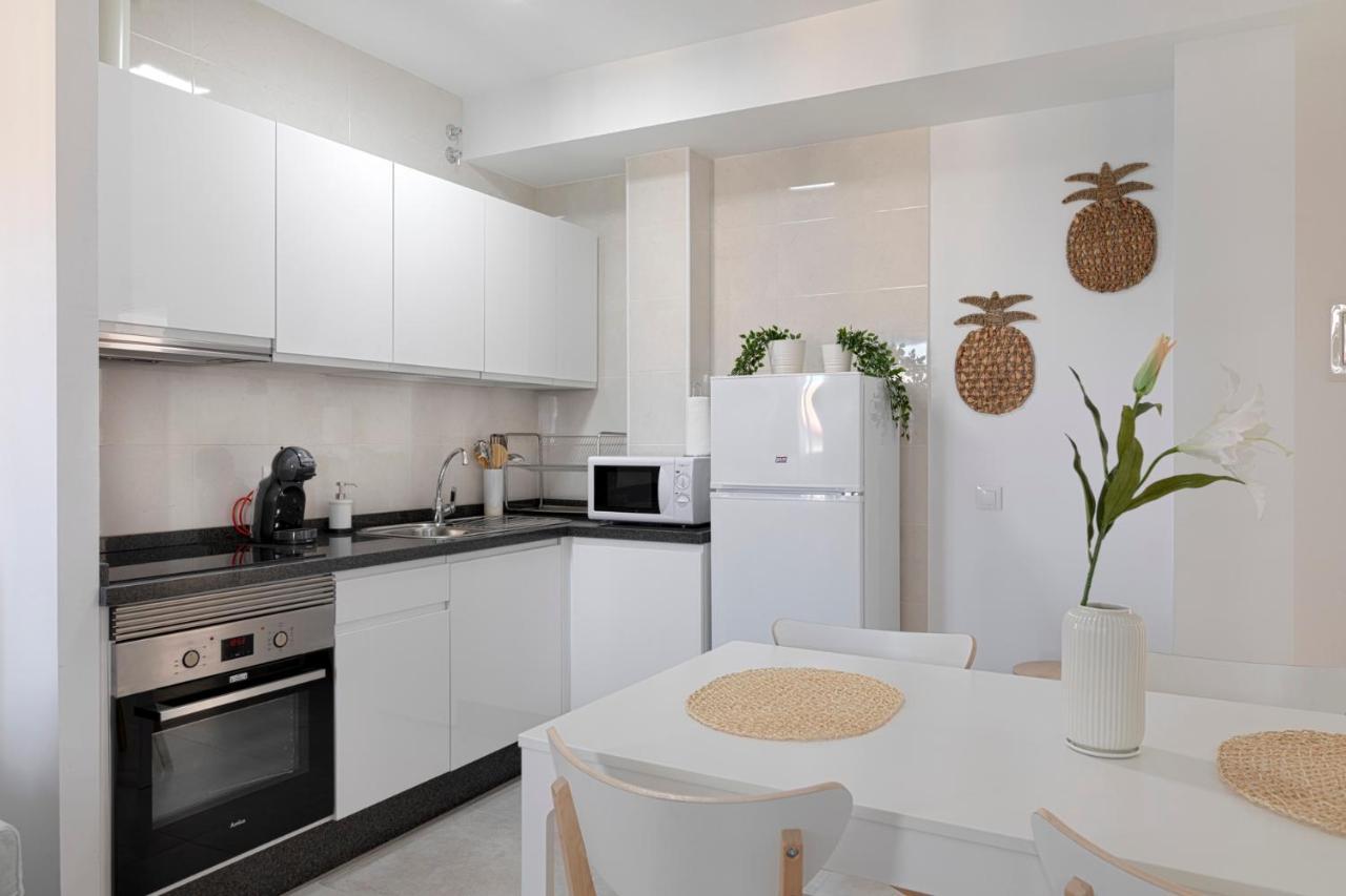 Homeabout Juan De Austria Apartments มาลากา ภายนอก รูปภาพ
