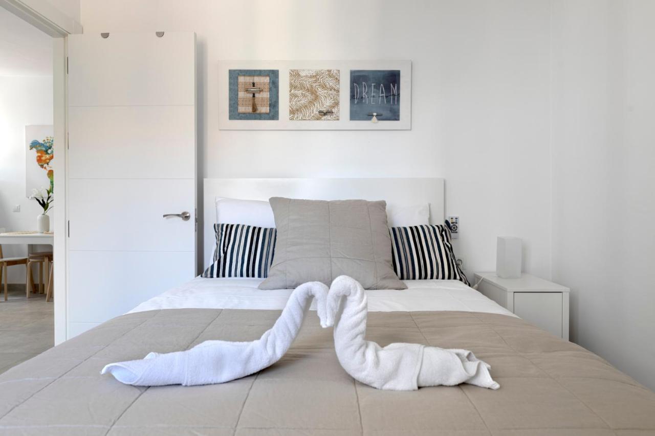 Homeabout Juan De Austria Apartments มาลากา ภายนอก รูปภาพ