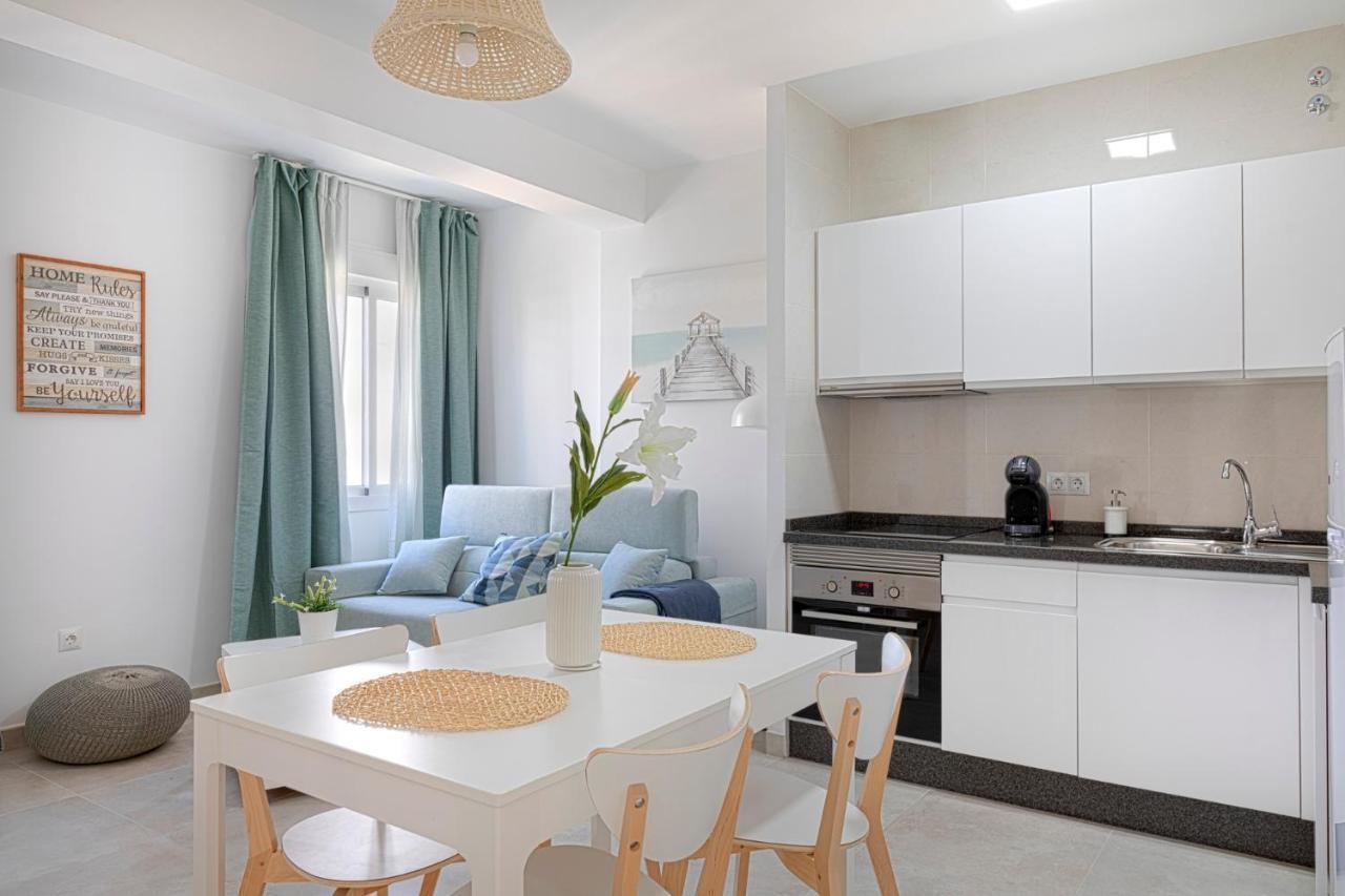 Homeabout Juan De Austria Apartments มาลากา ภายนอก รูปภาพ